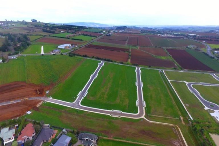 Photo of property in 16 Fisk Road, Pukekohe, 2120