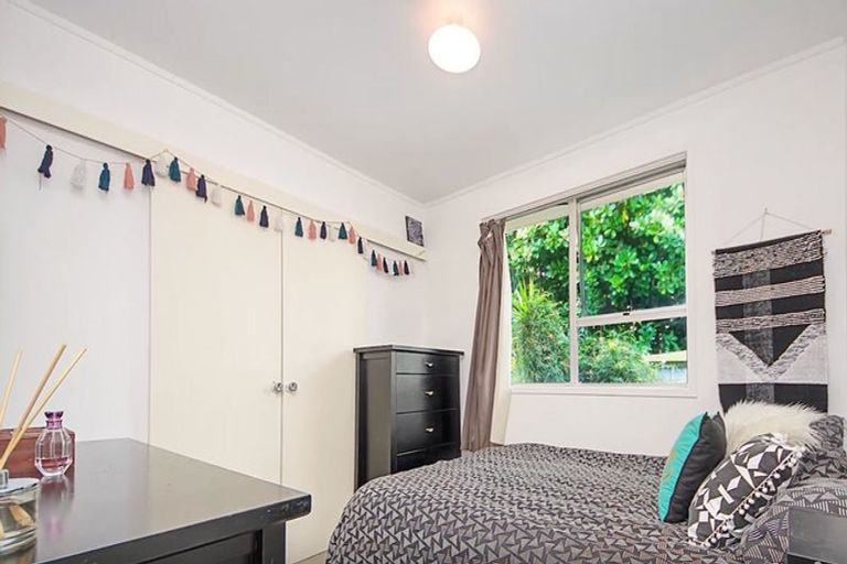 Photo of property in 423 Bucklands Beach Road, Bucklands Beach, Auckland, 2012