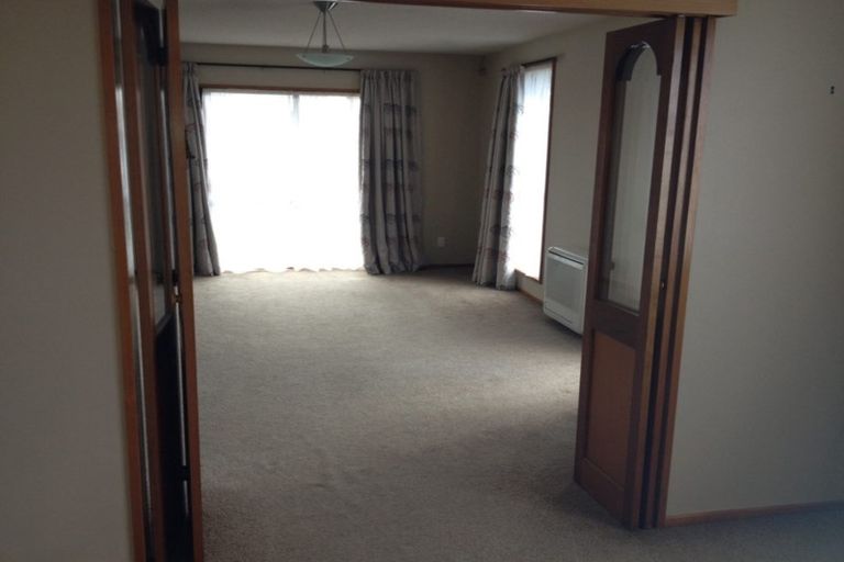 Photo of property in 1/267 Sawyers Arms Road, Bishopdale, Christchurch, 8053