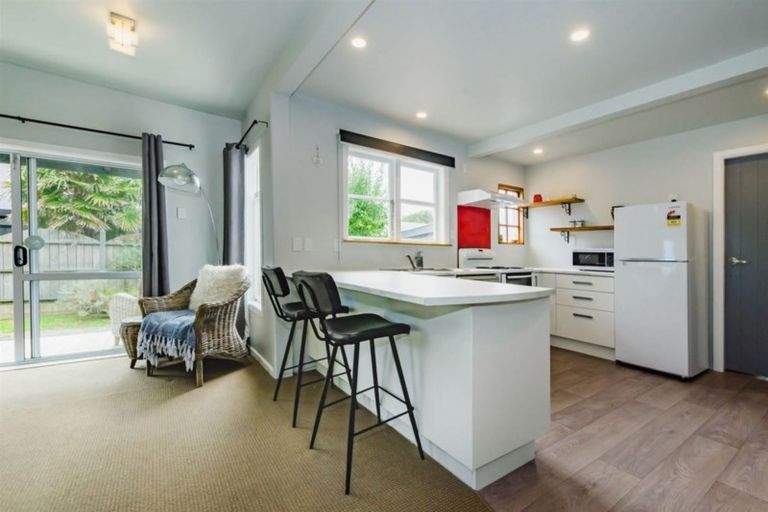 Photo of property in 11 Otaihanga Road, Otaihanga, Paraparaumu, 5036