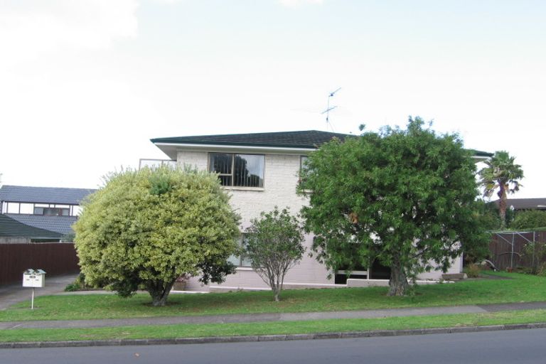 Photo of property in 2/131 Glenmore Road, Sunnyhills, Auckland, 2010