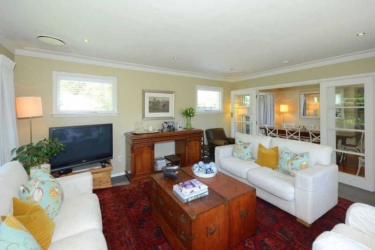 Photo of property in 8 Yardley Street, Avonhead, Christchurch, 8042