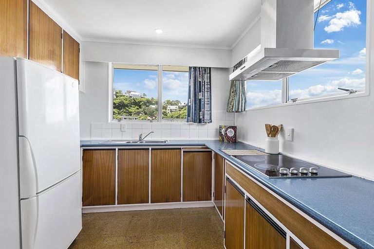 Photo of property in 17 Malaghan Grove, Johnsonville, Wellington, 6037