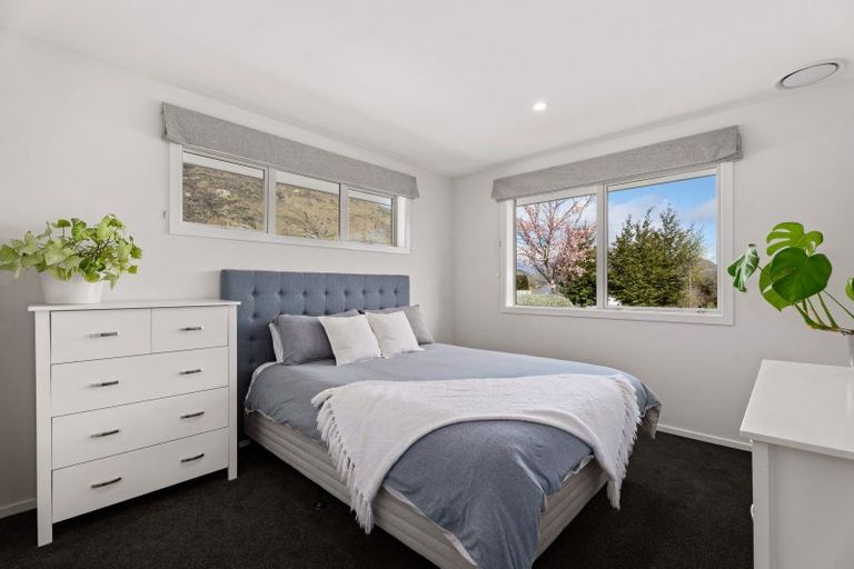 Photo of property in 4 Keble Lane, Lower Shotover, Queenstown, 9304