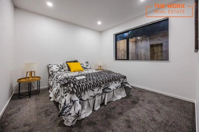 Photo of property in 32c Grande Vue Road, Hillpark, Auckland, 2102