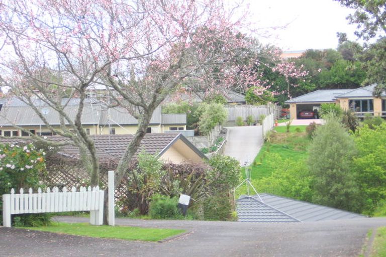 Photo of property in 25 Ferndown Close, Brookfield, Tauranga, 3110