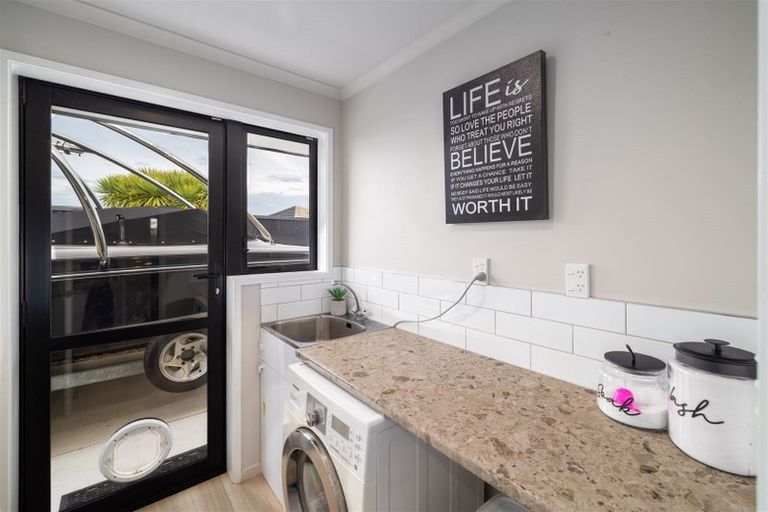 Photo of property in 409 Breezes Road, Aranui, Christchurch, 8061