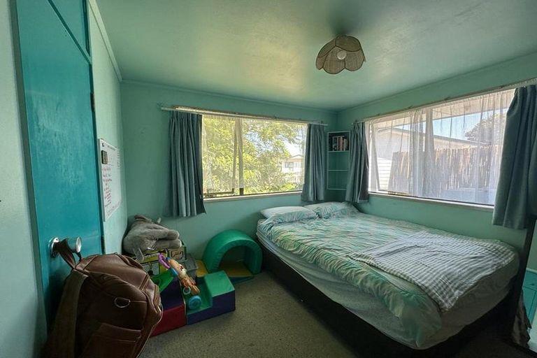 Photo of property in 226 Mahia Road, Weymouth, Auckland, 2103