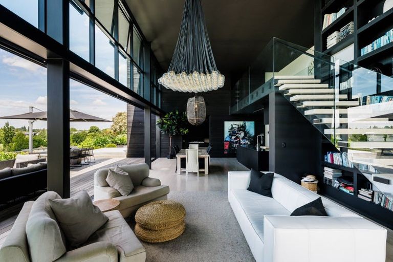 Photo of property in 92 Braid Road, St Andrews, Hamilton, 3200