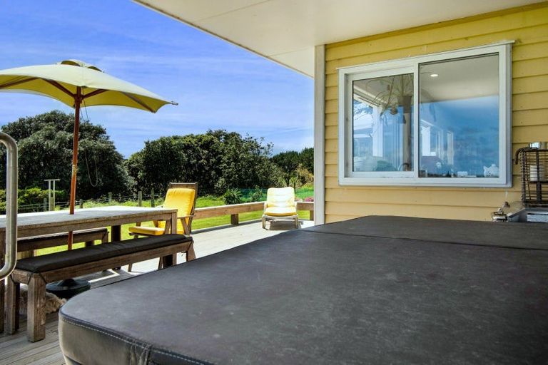 Photo of property in 3624 Eltham Road, Opunake, 4682