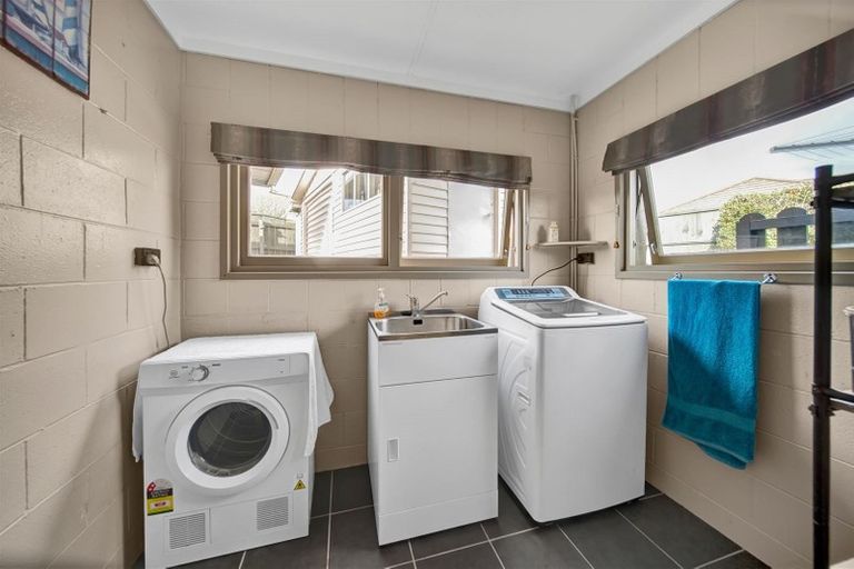 Photo of property in 4c Clive Street, Hawera, 4610