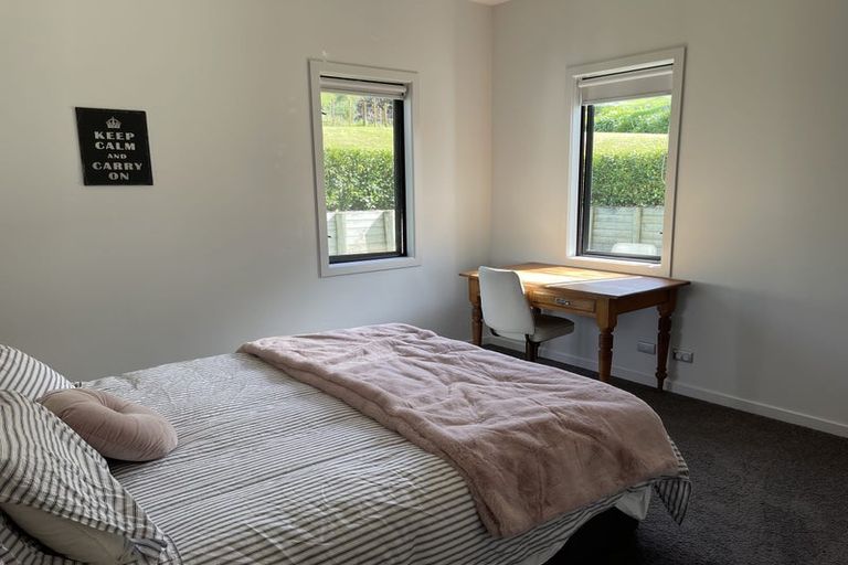 Photo of property in 14 Lakeview Terrace, Taradale, Napier, 4112