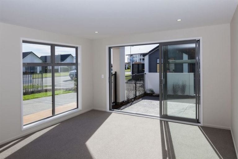 Photo of property in 2 Earhart Lane, Wigram, Christchurch, 8042