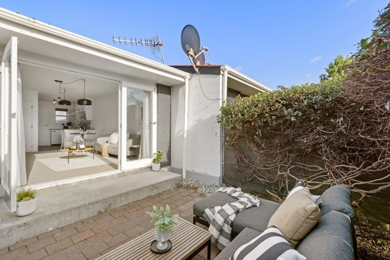 Photo of property in 2d Allison Avenue, Mount Maunganui, 3116