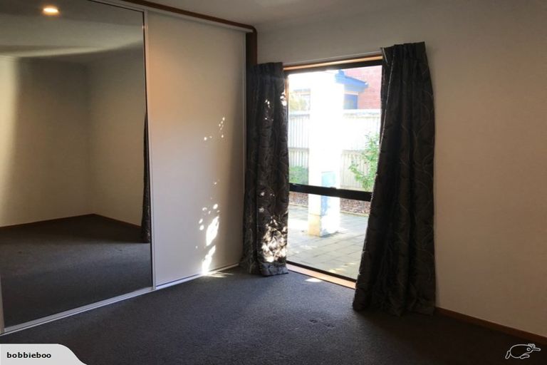 Photo of property in 8/4 Broadbent Street, Riccarton, Christchurch, 8041