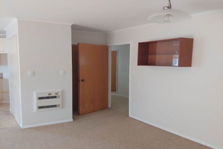 Photo of property in 17a Roy Street, Tawa, Wellington, 5028