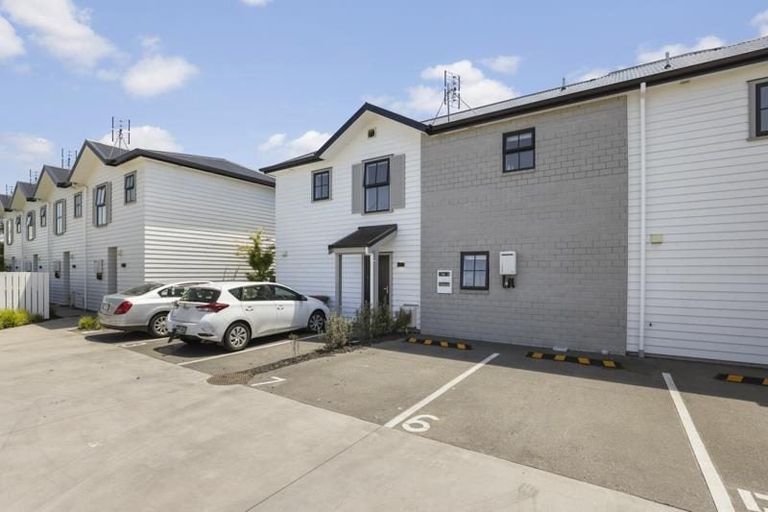 Photo of property in 3/135 Silverdale Road, Hillcrest, Hamilton, 3216