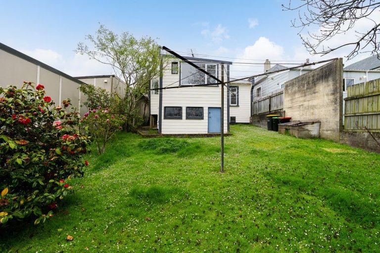 Photo of property in 12 Kinsman Street, Kaikorai, Dunedin, 9010