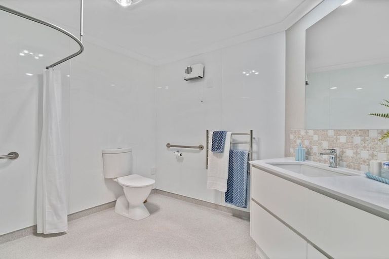 Photo of property in 174 Moana Street, Rosedale, Invercargill, 9810