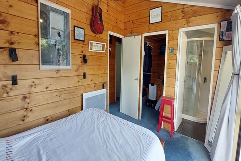 Photo of property in 7 Dundee Place, Crofton Downs, Wellington, 6035