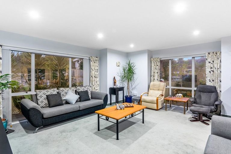 Photo of property in 2 Tainui Street, Raumati Beach, Paraparaumu, 5032