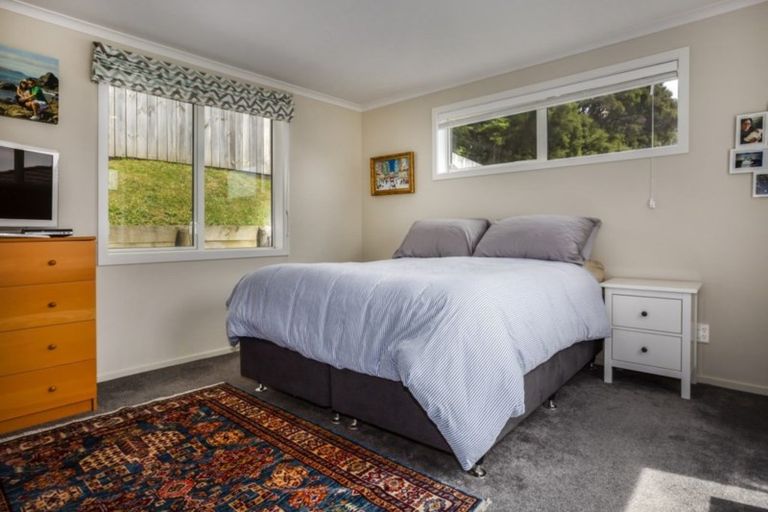 Photo of property in 11 Banks Boulevard, Whitby, Porirua, 5024