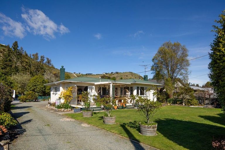 Photo of property in 132 Lord Rutherford Road South, Brightwater, 7022