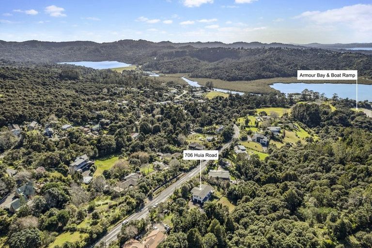 Photo of property in 706 Huia Road, Parau, Auckland, 0604