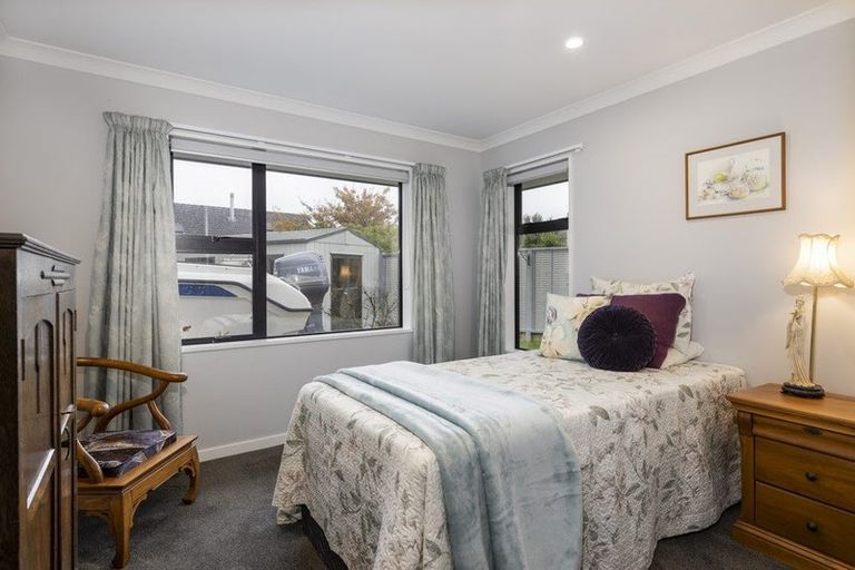 Photo of property in 10 Admiralty Place, Waikawa, Picton, 7220