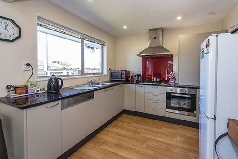 Photo of property in 1/219 Greers Road, Bryndwr, Christchurch, 8053