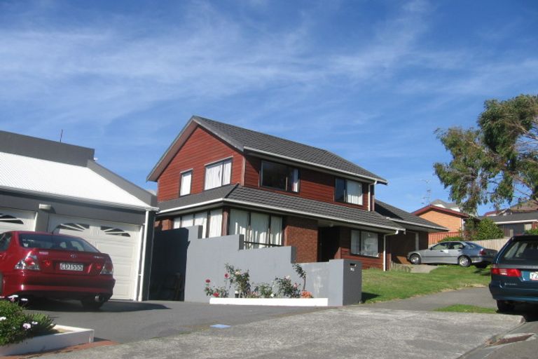 Photo of property in 90 Ayton Drive, Whitby, Porirua, 5024