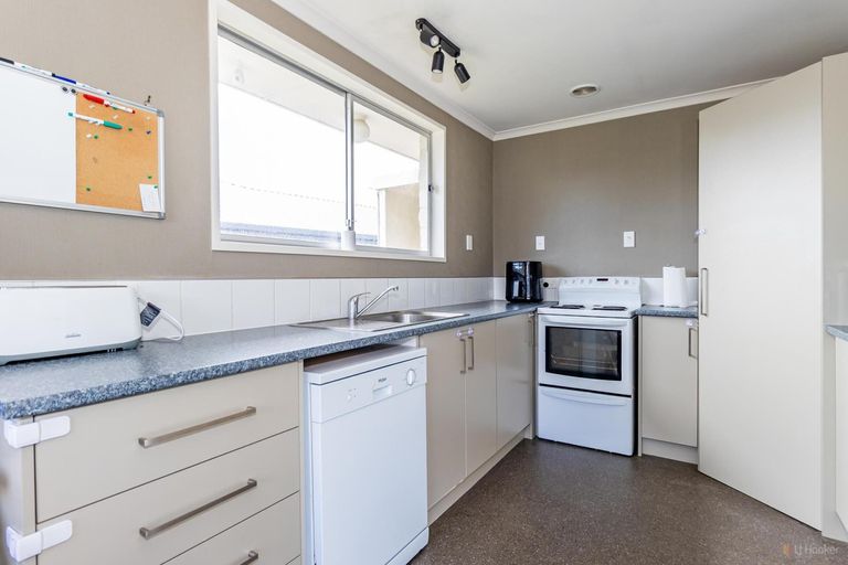 Photo of property in 24 Paul Street, Waimate, 7924