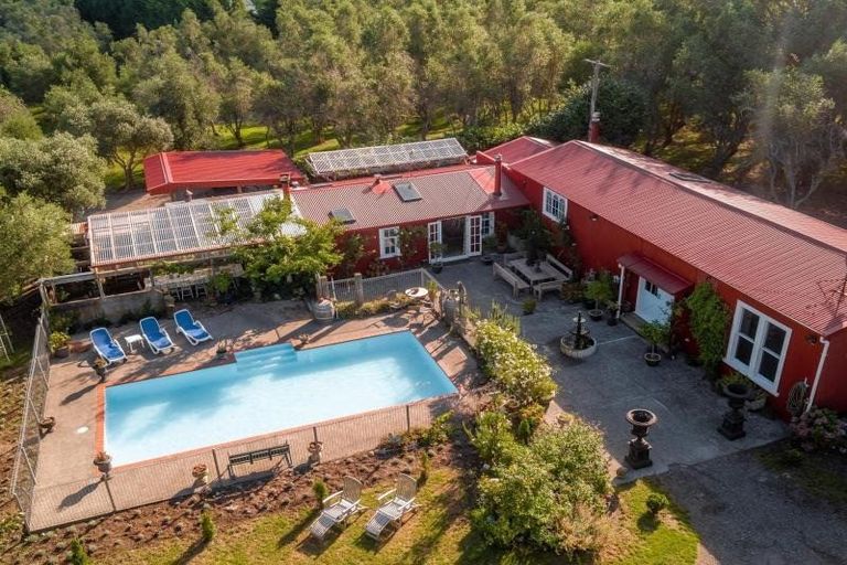 Photo of property in 284 Underhill Road, Tauwharenikau, 5773