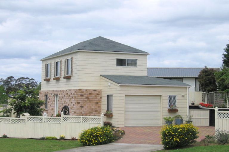 Photo of property in 14a Robinson Street, Katikati, 3129