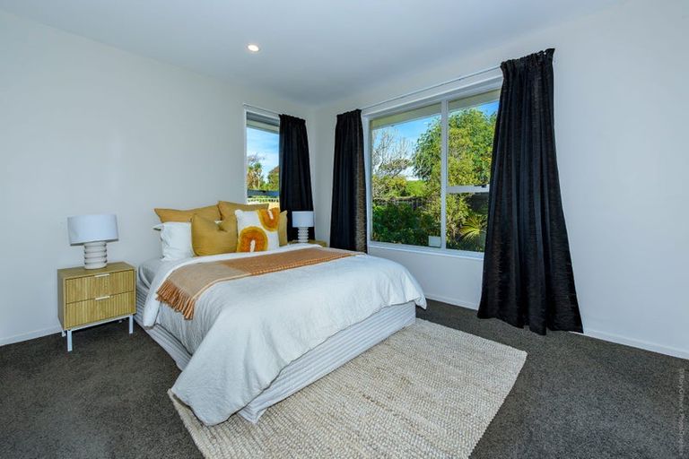 Photo of property in 106 Bridge Street, New Brighton, Christchurch, 8061