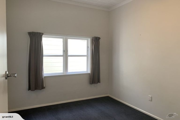 Photo of property in 20 Finlay Terrace, Mount Cook, Wellington, 6021