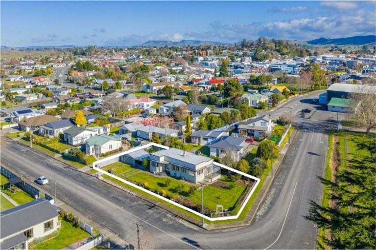 Photo of property in 15 Mitchell Street, Waipukurau, 4200