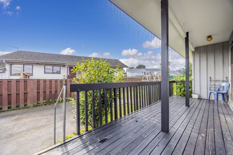 Photo of property in 34 Aviemore Drive, Highland Park, Auckland, 2010