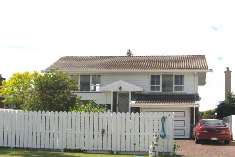 Photo of property in 1/33 Gulf View Road, Murrays Bay, Auckland, 0630