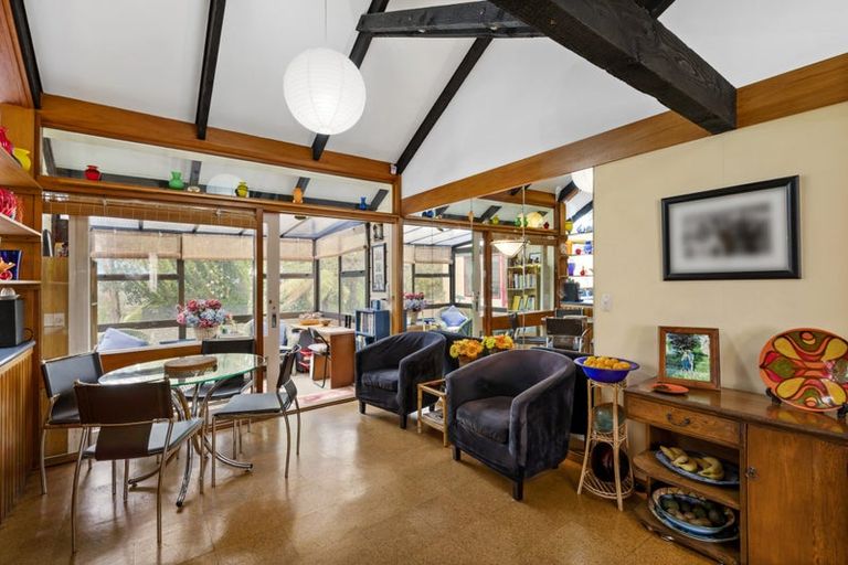 Photo of property in 20 Wai-iti Crescent, Woburn, Lower Hutt, 5010