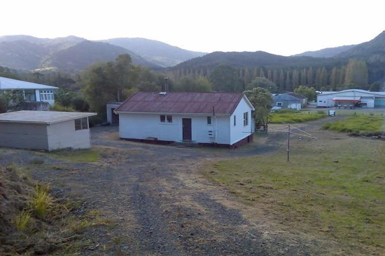 Photo of property in 22 Teachers Road, Broadwood, Kohukohu, 0491