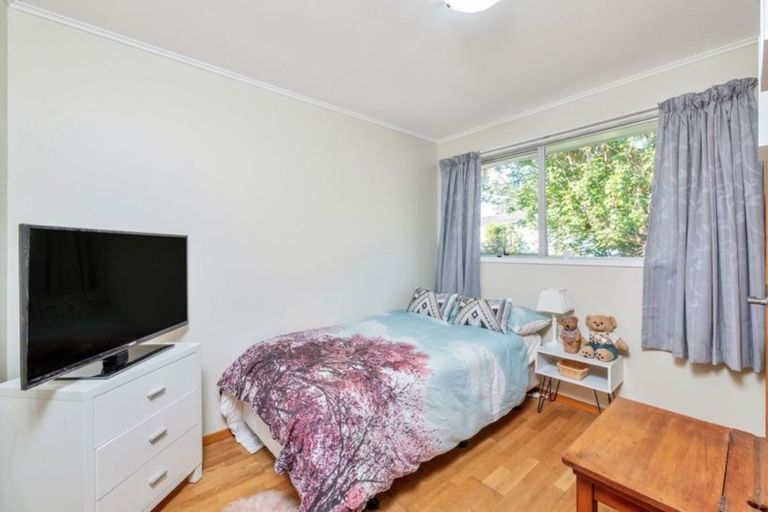 Photo of property in 1/7 Sunburst Lane, Torbay, Auckland, 0630