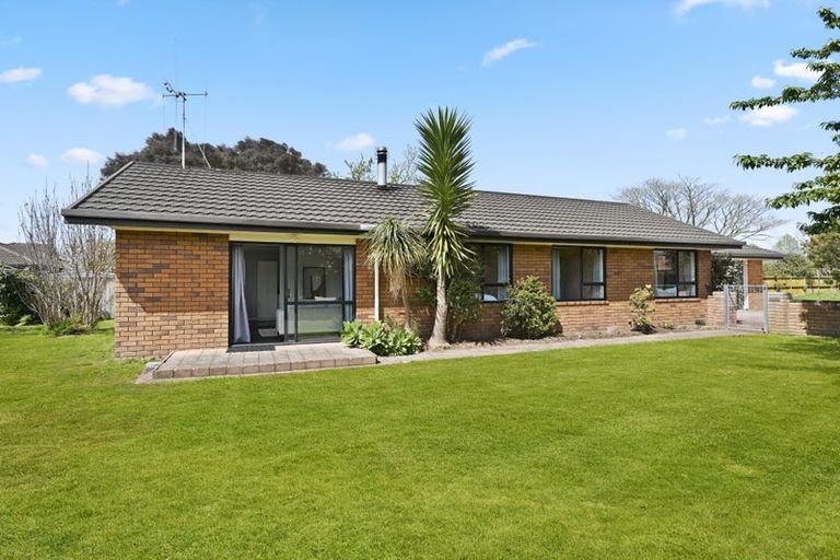 Photo of property in 10 Raleigh Avenue, Fairview Downs, Hamilton, 3214