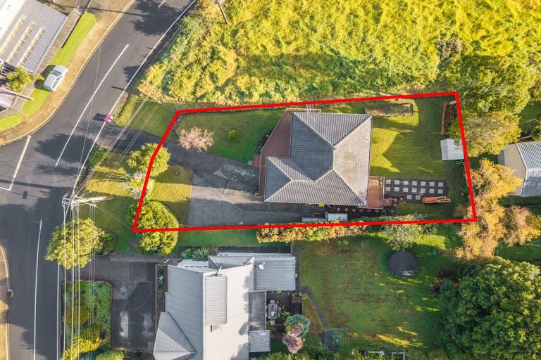 Photo of property in 7 Chamberlain Road, Massey, Auckland, 0614