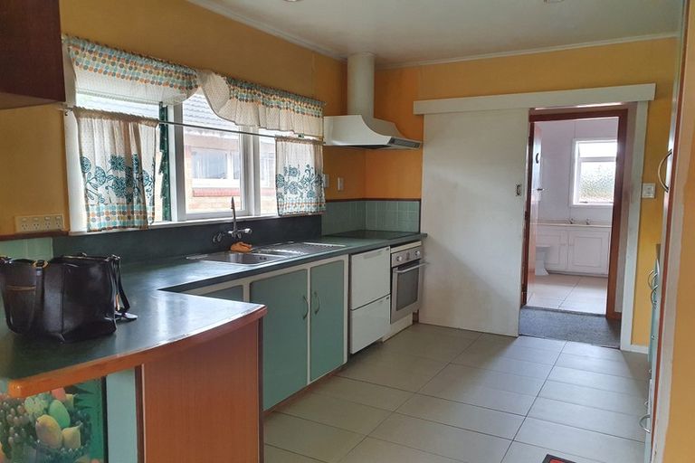 Photo of property in 9 Richards Avenue, Papatoetoe, Auckland, 2025