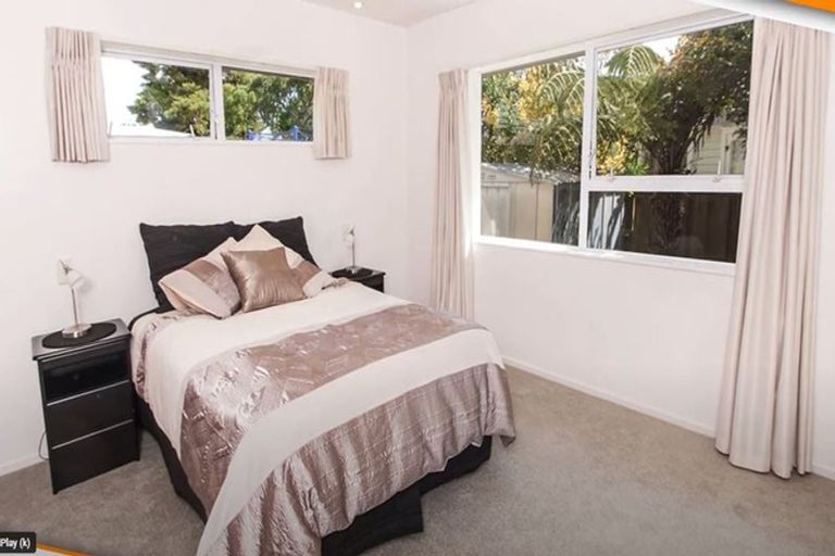 Photo of property in 2a Geordie Street, Henderson, Auckland, 0612