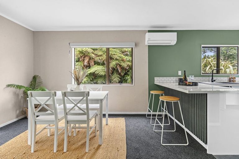 Photo of property in 1/6 Waterloo Place, Westown, New Plymouth, 4310