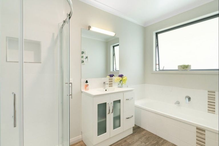 Photo of property in 1 Siemonek Rise, Bethlehem, Tauranga, 3110