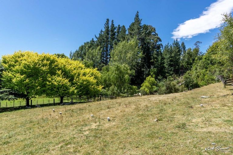 Photo of property in 243 Katherine Mansfield Drive, Whitemans Valley, Upper Hutt, 5371