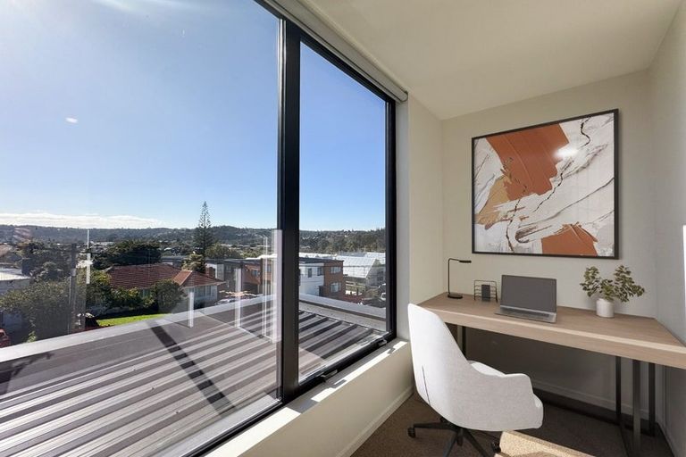 Photo of property in 1/9 Utting Street, Birkdale, Auckland, 0626